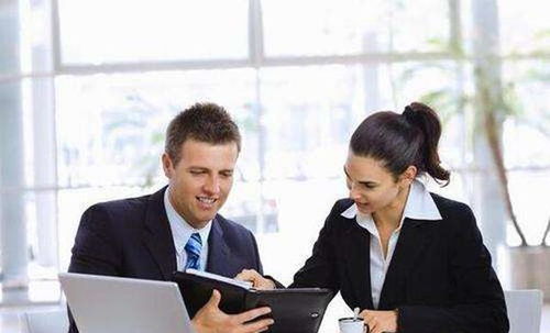 選擇陪同翻譯服務(wù)時都需要知道什么 知行翻譯公司總結(jié)了這些